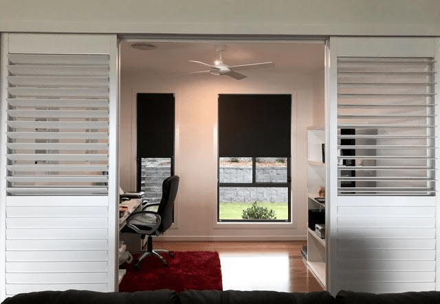 Plantation sliding shutters, Uralba